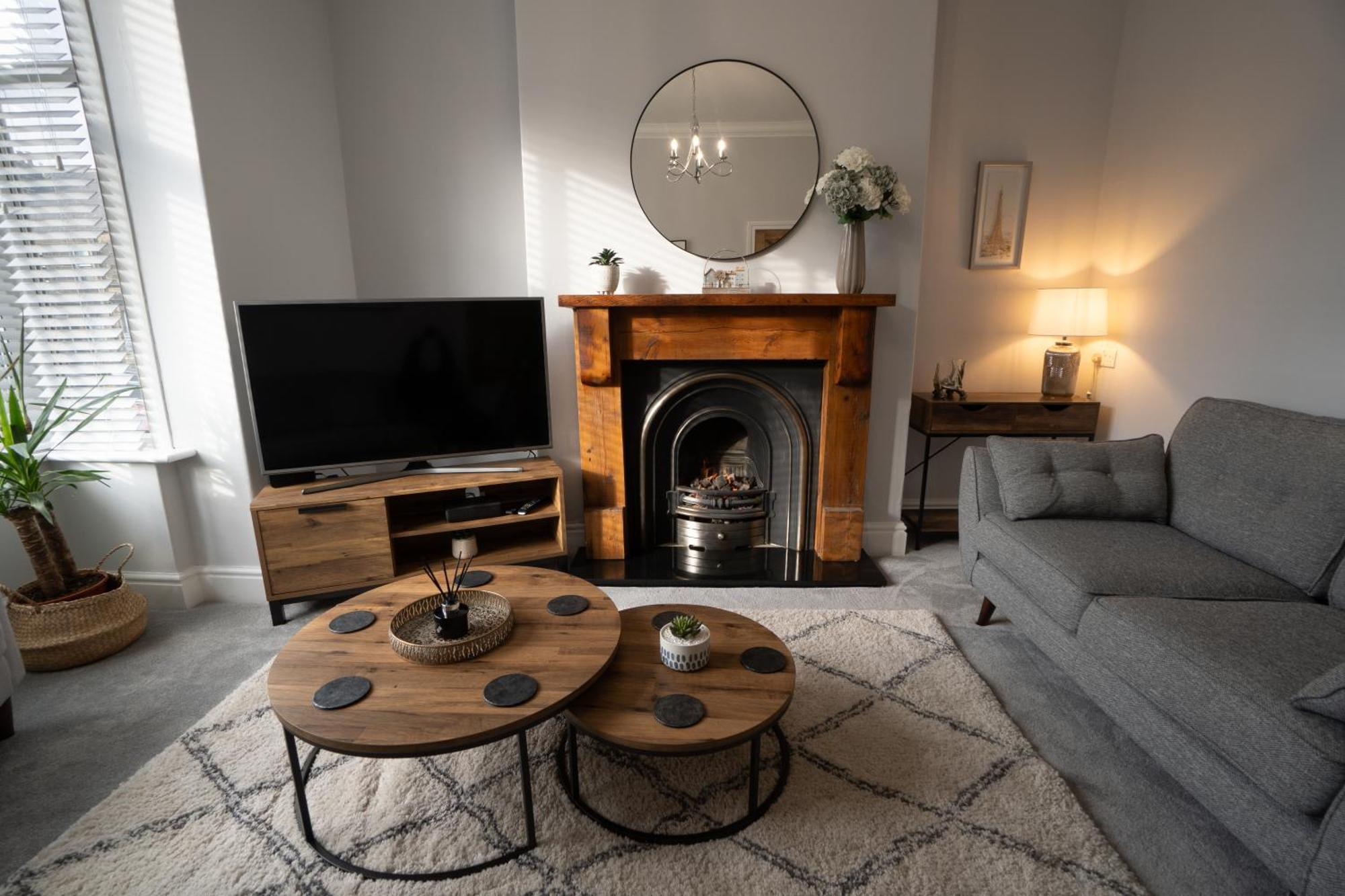 4 Bed End Terrace - Sleeps 7 Villa Ilkley Exterior photo